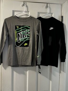 Nike Kids Long-Sleeve Graphic Tees in Gray, Black & Neon Green